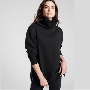 Athleta 24/7 funnel turtleneck sweatshirt black women XS like new